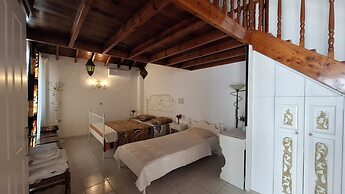 Castellino Studios