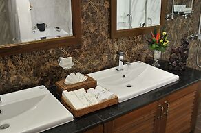 Palm Spring Resort & Spa