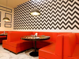 Diamond Hotel