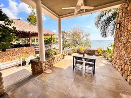 Saravoan Hotel Kep