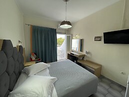Albatros Hotel