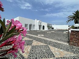 Albatros Hotel
