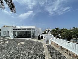 Albatros Hotel