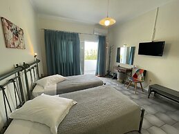 Albatros Hotel