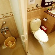 Reds Residency - Homestay