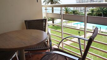 Apartamentos La Roca Rentals