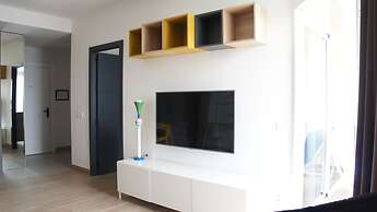 Apartamentos La Roca Rentals