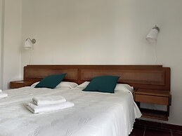 Apartamentos La Roca Rentals