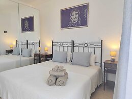 Apartamentos La Roca Rentals