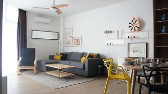 Apartamentos La Roca Rentals