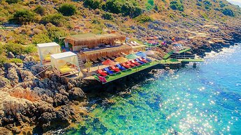 Amphora Hotel