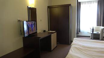 Casa Karina Hotel