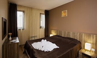 Casa Karina Hotel