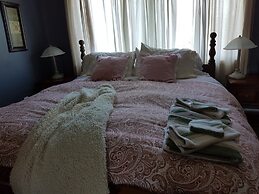 Ye Olde Walkerville Bed & Breakfast