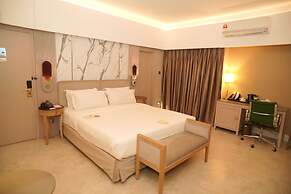 Royal Park Residence Hotel
