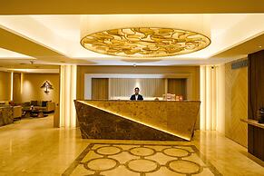 Royal Park Residence Hotel