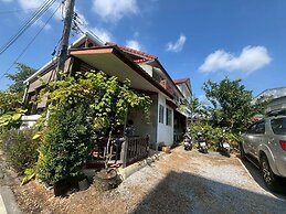 Baan Warabordee Hotel