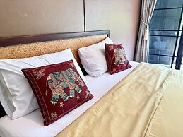 Baan Warabordee Hotel