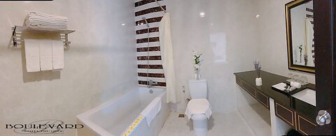 Boulevard Hotel