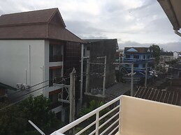 Triple Palms House