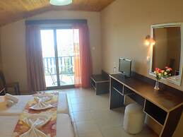 Politia Hotel