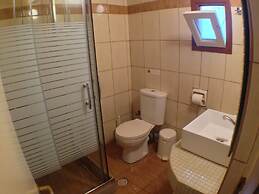 Politia Hotel