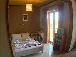Politia Hotel