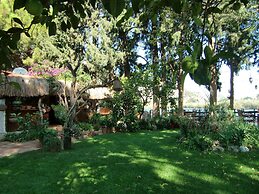 Happy Caretta Hotel