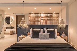 The Syntopia Hotel