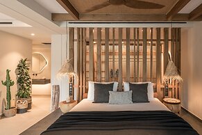 The Syntopia Hotel