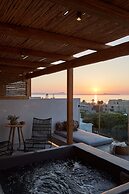 The Syntopia Hotel