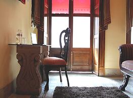 Villahernan Hotel