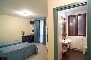 Ca' del Rio Resort