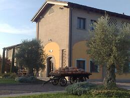 Ca' del Rio Resort