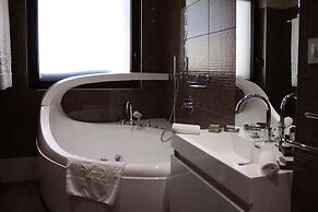 Best Western Plus Olives City Hotel
