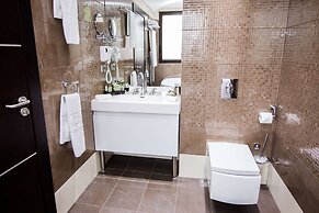 Best Western Plus Olives City Hotel