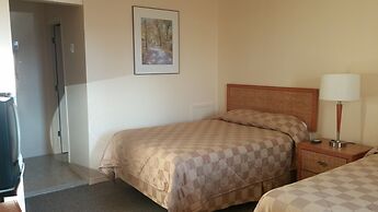 Traveller's Choice Motel