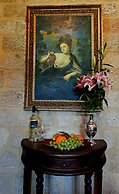 S. Nikolis Historic Boutique Hotel
