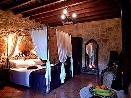 S. Nikolis Historic Boutique Hotel