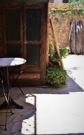 S. Nikolis Historic Boutique Hotel