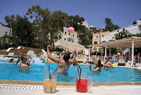 Armadoros Hotel Ios Backpackers