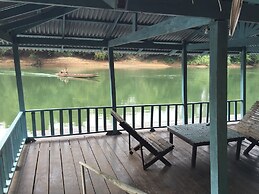 Saiyok River House