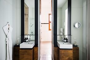 The Old Clare by Ode Hotels