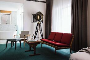 The Old Clare by Ode Hotels
