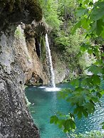 Plitvica Lodge