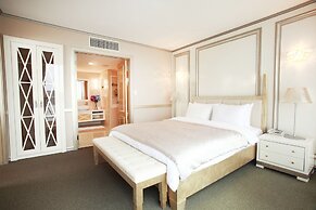 Riviera Hotel Geoje