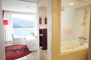 Riviera Hotel Geoje