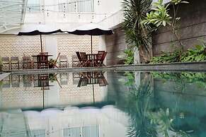 Megaland Hotel