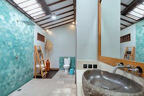 Belukar Villas