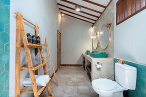 Belukar Villas